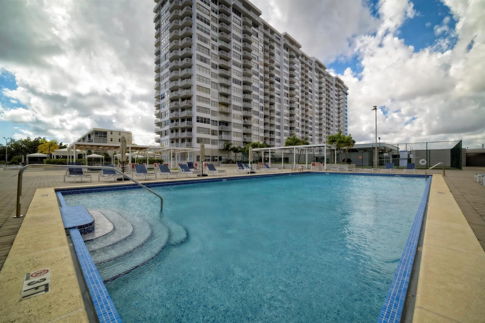 18081 Biscayne Boulevard # 403, Aventura, FL 33160 photo 10