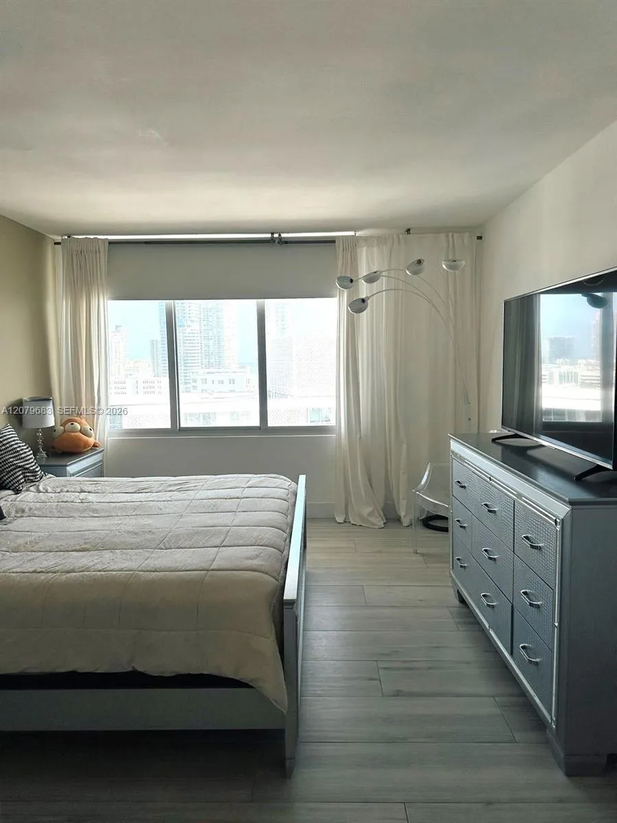 1000 West Ave # PH27, Miami Beach, FL 33139 photo 12