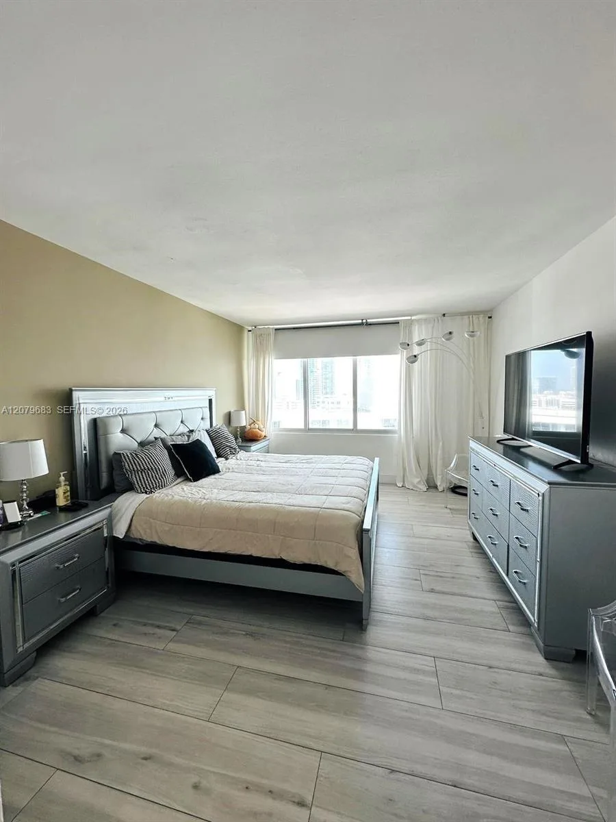 1000 West Ave # PH27, Miami Beach, FL 33139 photo 13