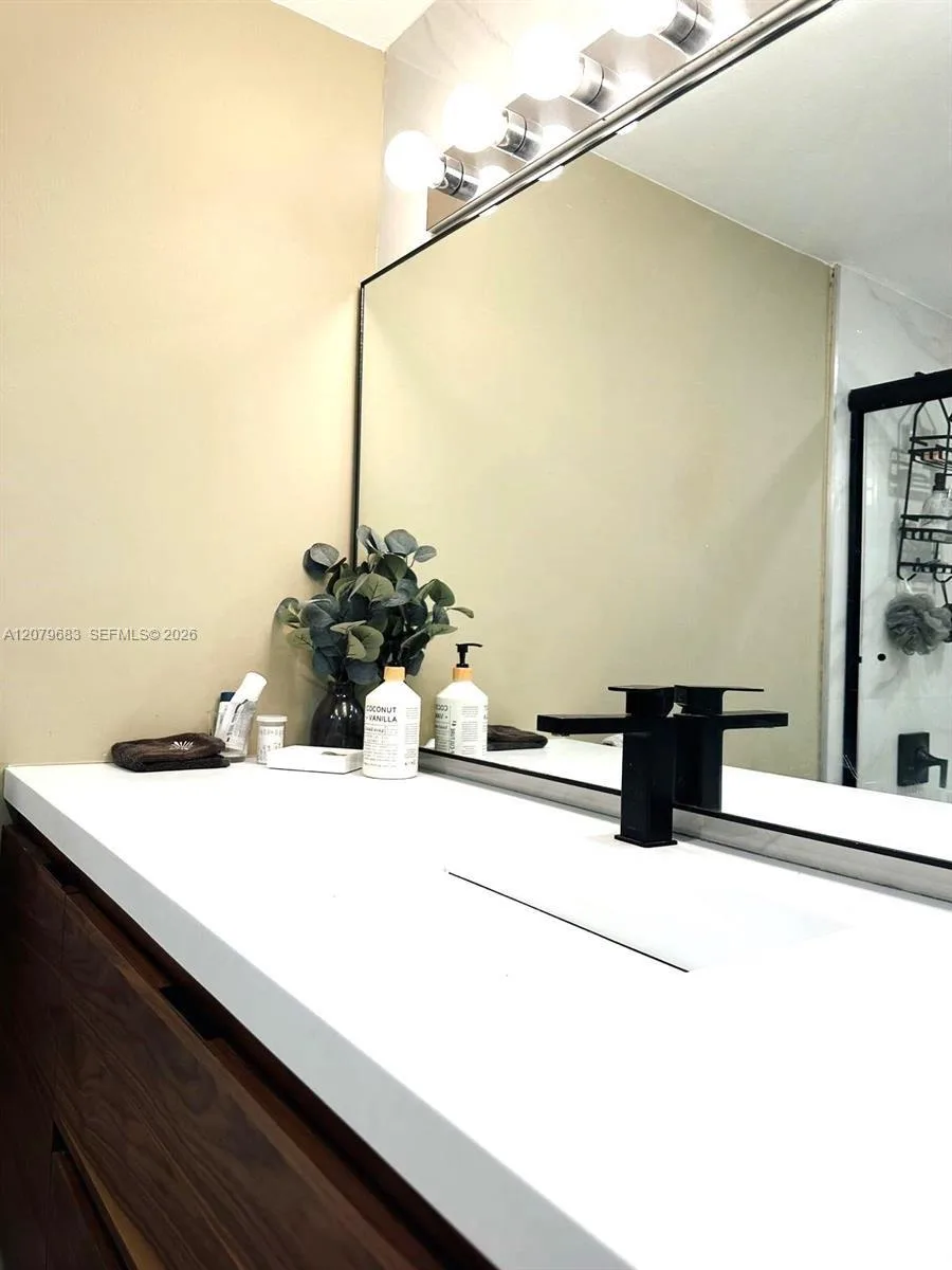1000 West Ave # PH27, Miami Beach, FL 33139 photo 9