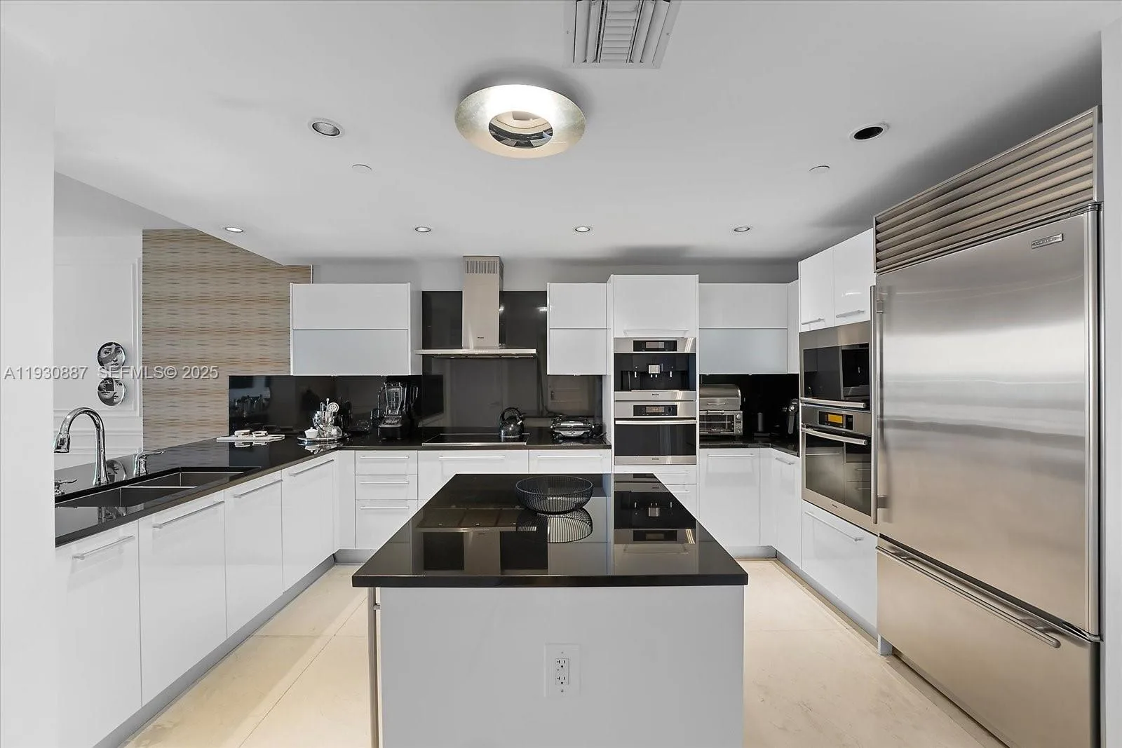 17121 Collins Ave # 1005, Sunny Isles Beach, FL 33160 photo 13