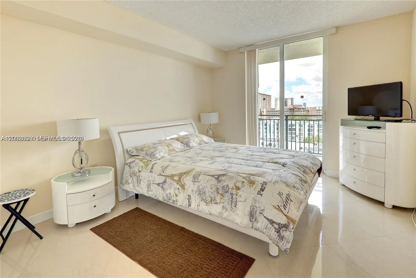 17555 Atlantic Blvd # 902, Sunny Isles Beach, FL 33160 photo 11