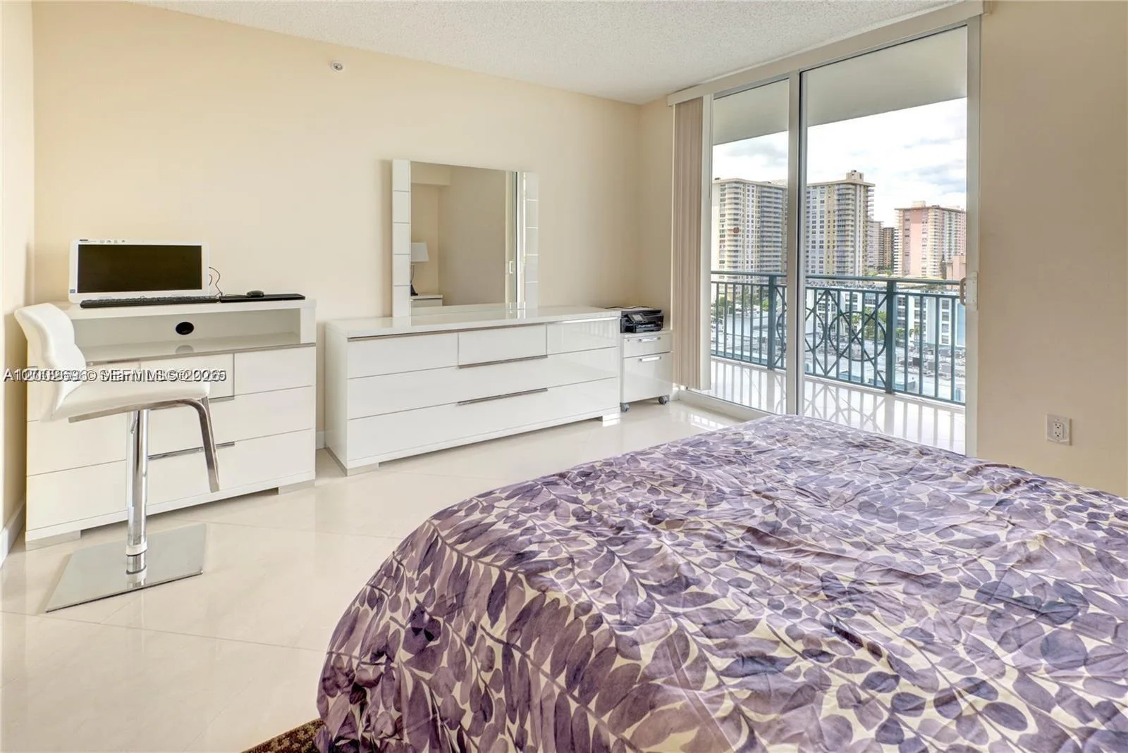 17555 Atlantic Blvd # 902, Sunny Isles Beach, FL 33160 photo 12