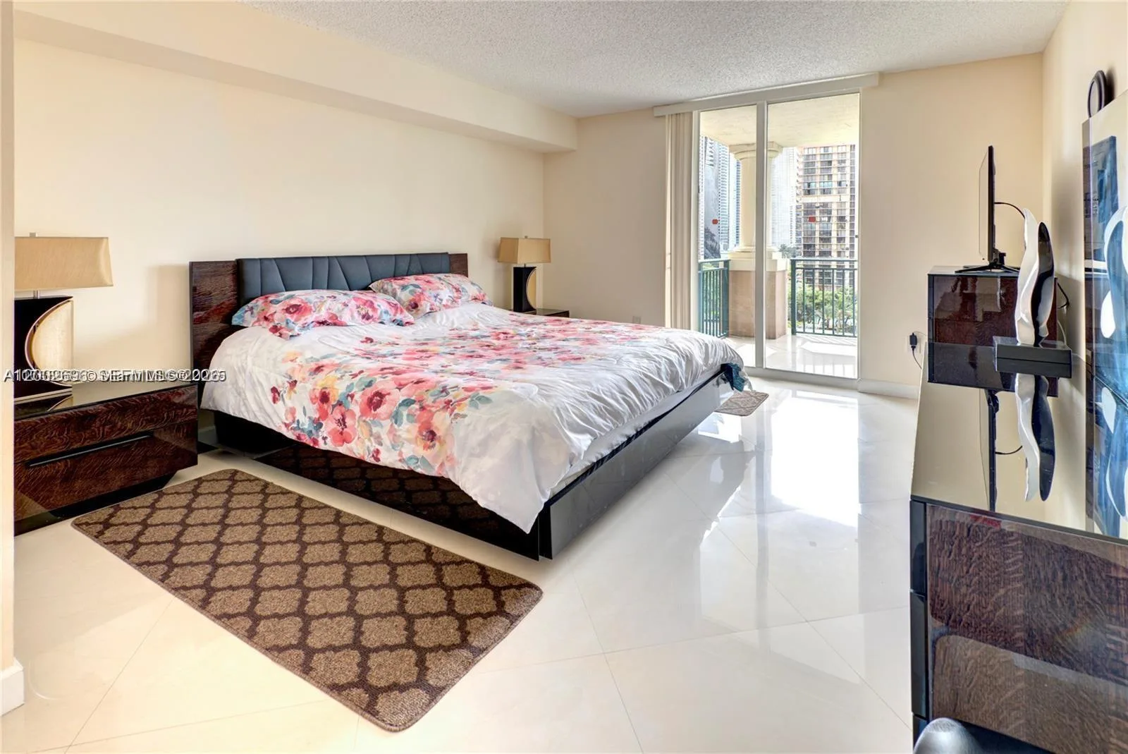 17555 Atlantic Blvd # 902, Sunny Isles Beach, FL 33160 photo 8