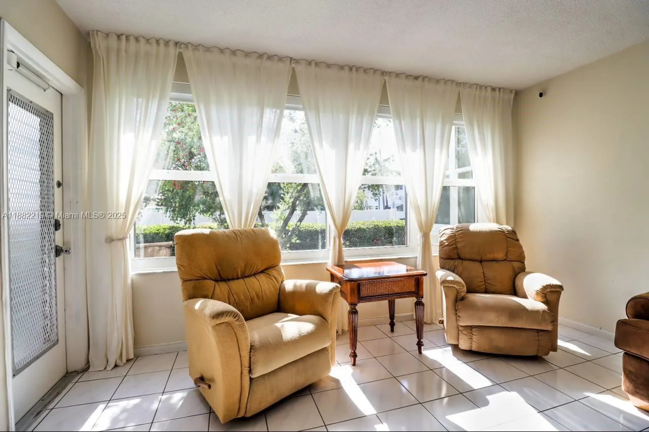850 NE 12th Ave # 210, Hallandale Beach, FL 33009 photo 2