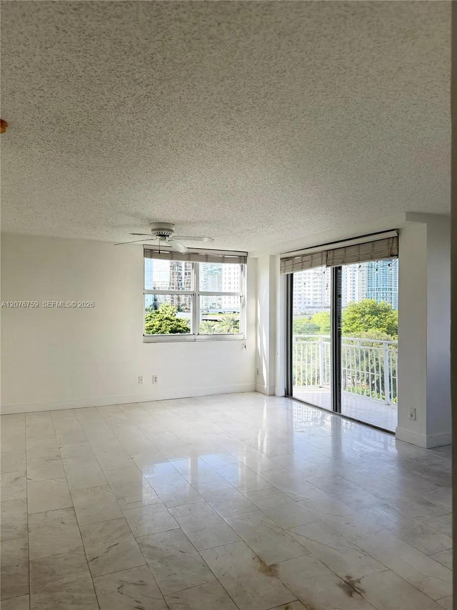 770 CLAUGHTON ISLAND DR # 601, Miami, FL 33131 photo 6