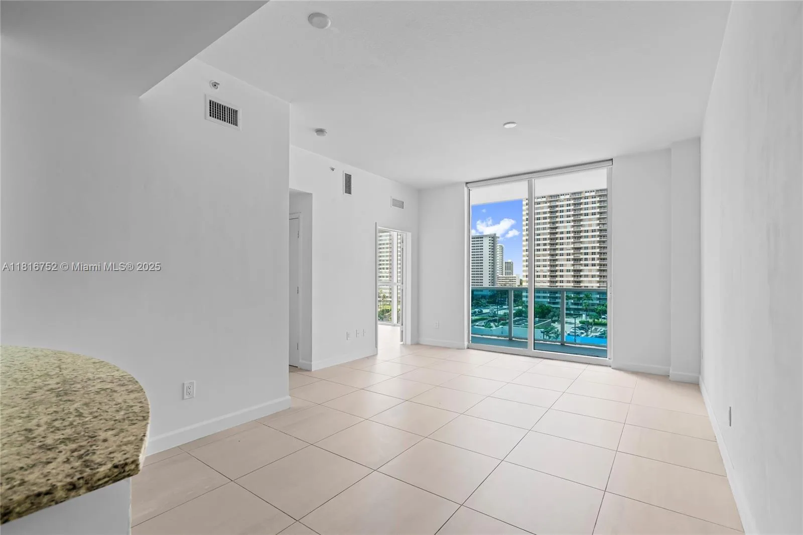 1945 S Ocean Dr # 704, Hallandale Beach, FL 33009 photo 8