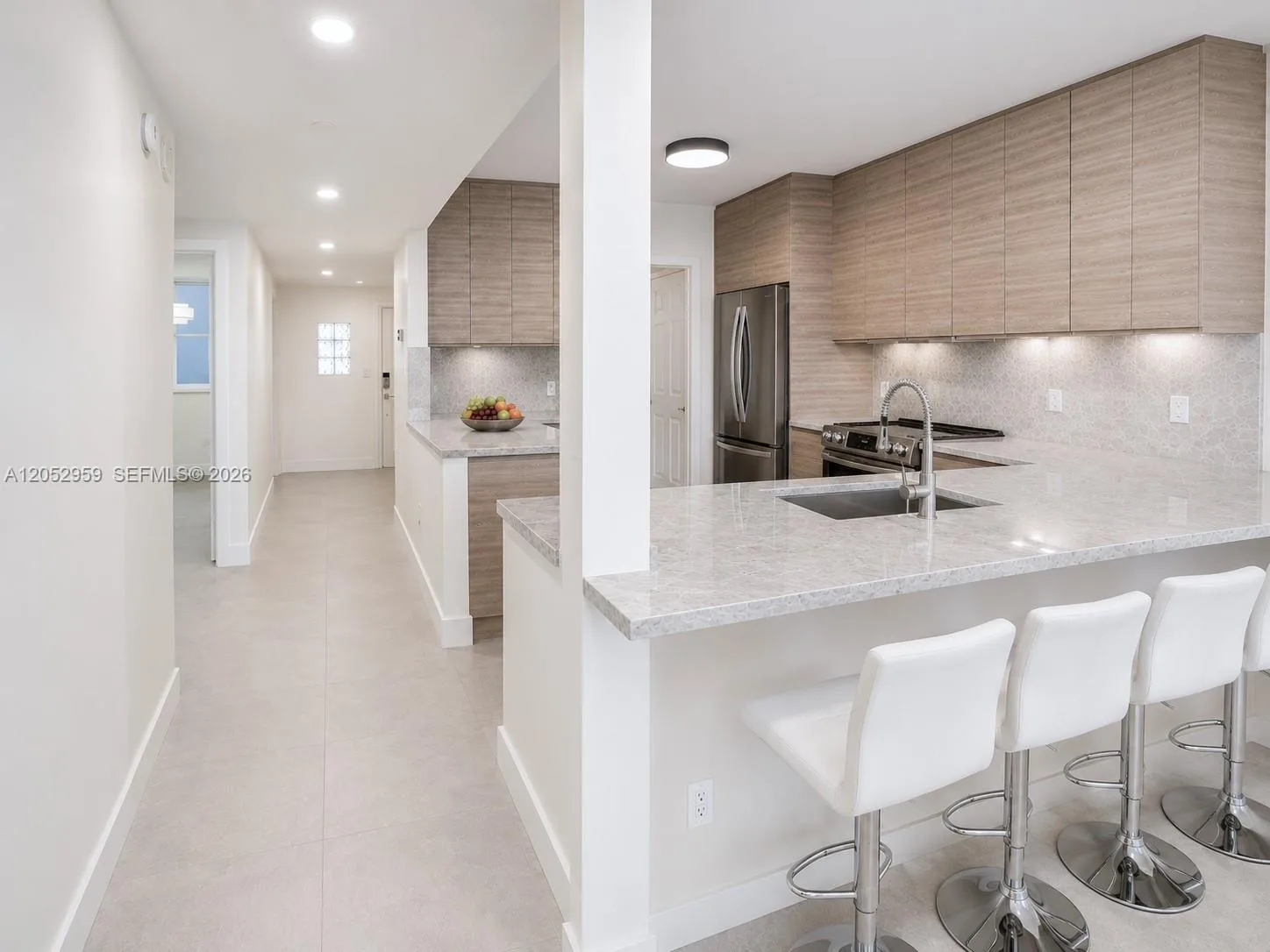 17050 N Bay Rd # 1102, Sunny Isles Beach, FL 33160 photo 2