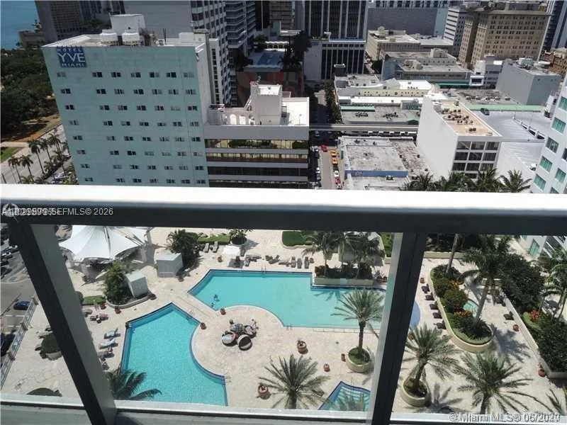 244 Biscayne Blvd # 1805, Miami, FL 33132 photo 2