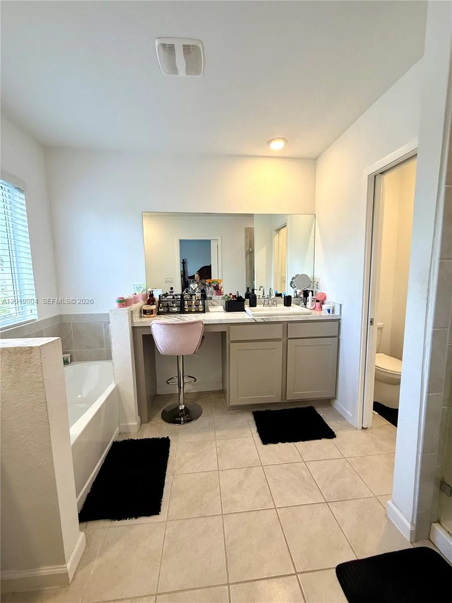 1088 NW 208th Ter # 1088, Miami Gardens, FL 33169 photo 6