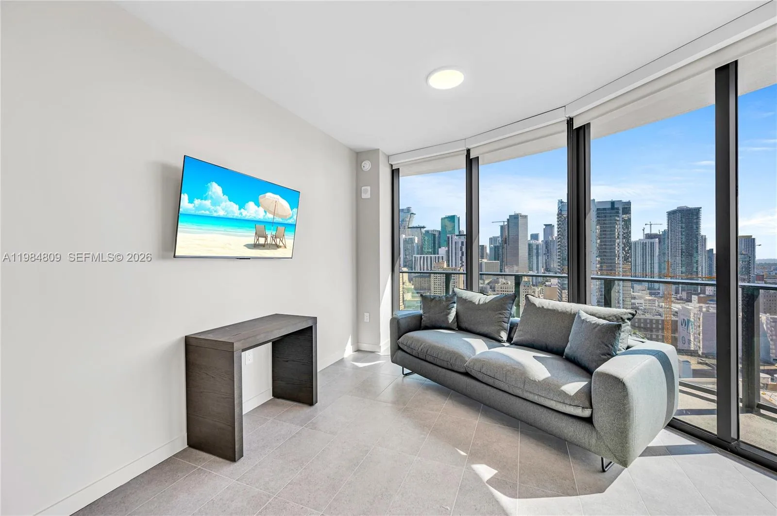 121 NE 5th St # 3005, Miami, FL 33130 photo 7