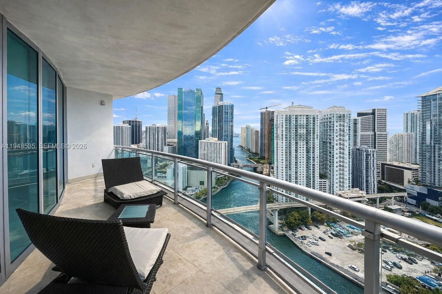 350 S Miami Ave # 3302, Miami, FL 33130 photo 9
