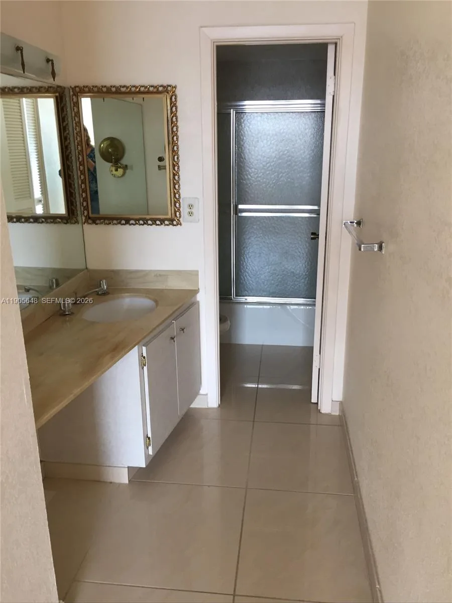 1985 S Ocean Dr # 12J, Hallandale Beach, FL 33009 photo 5