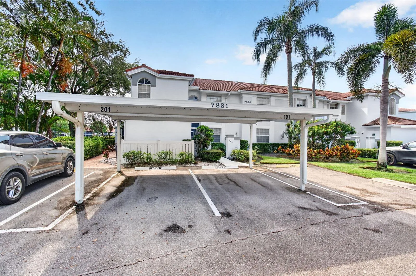 7881 WHISPERING PALMS Drive # 101, Boynton Beach, FL 33437
