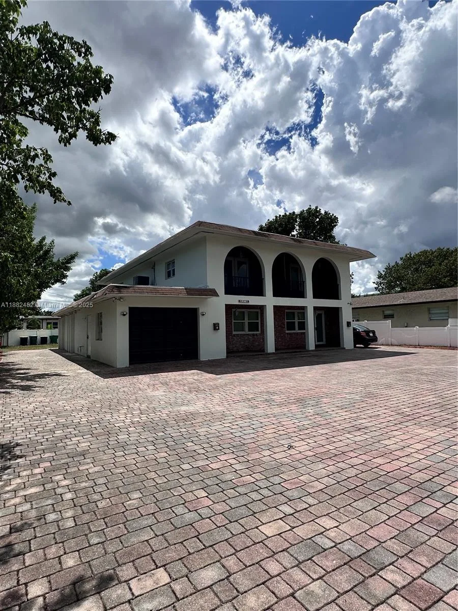 2270 SW 46th Ct, Dania Beach, FL 33312 photo 3