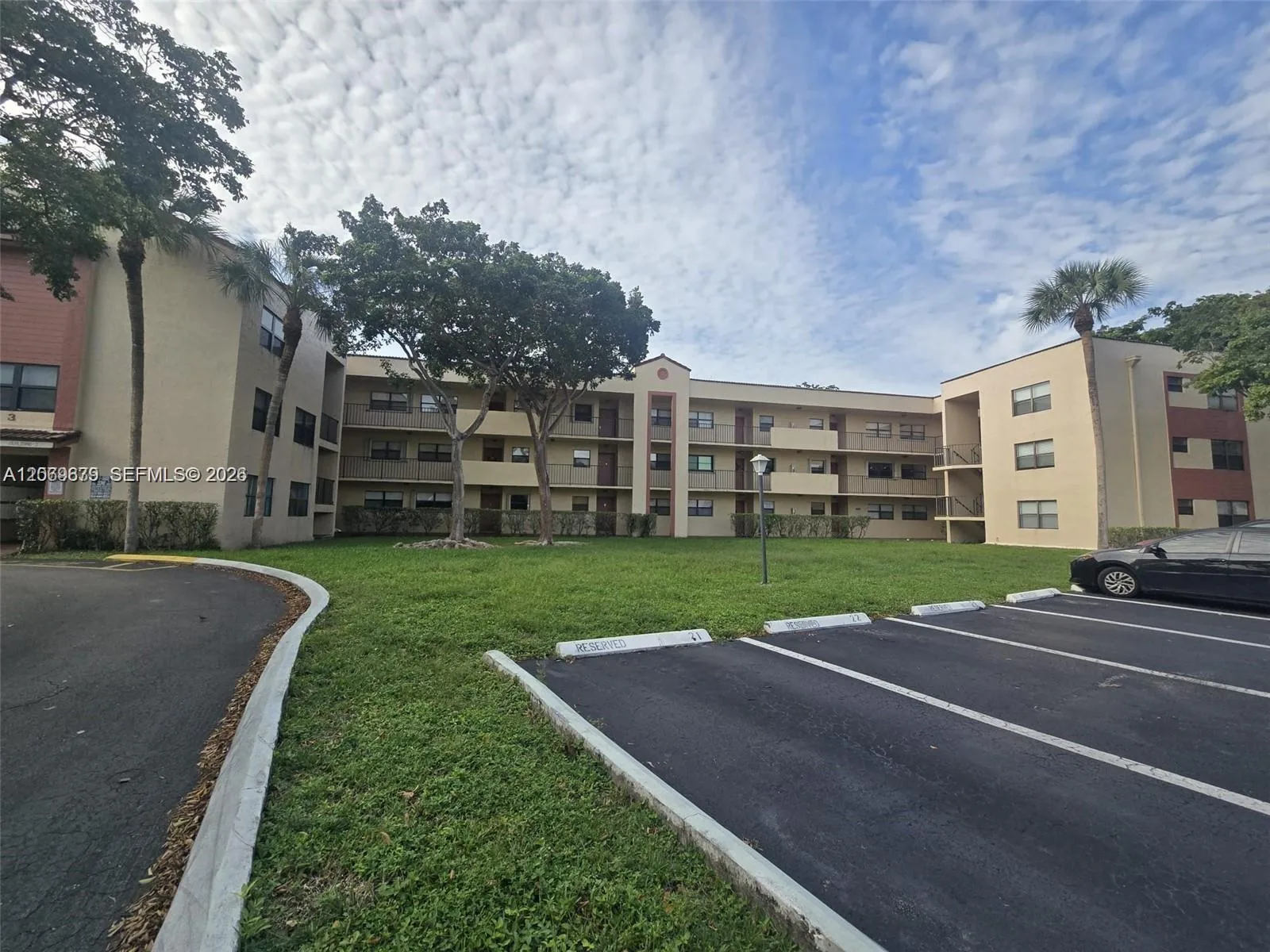 3400 Foxcroft Rd # 107, Miramar, FL 33025