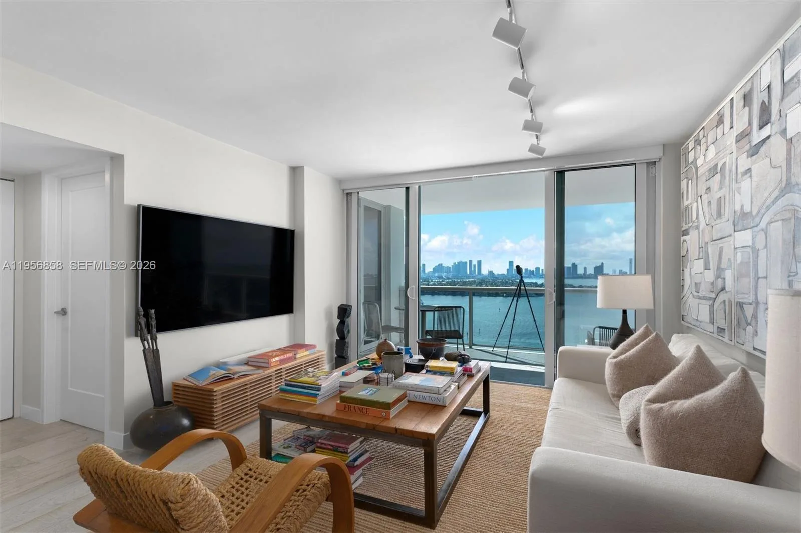 1900 Sunset Harbour Dr # 2312, Miami Beach, FL 33139 photo 7