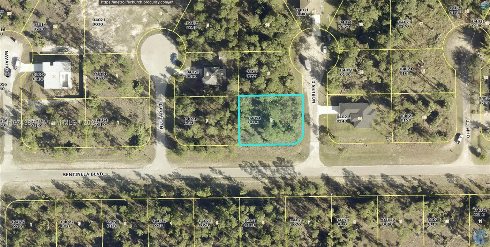 108 Nobles Ct, Lehigh Acres, FL 33974 photo 2