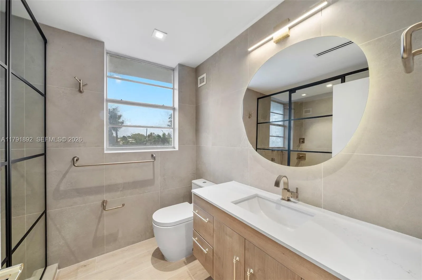 5255 Collins Ave # 2J, Miami Beach, FL 33140 photo 9