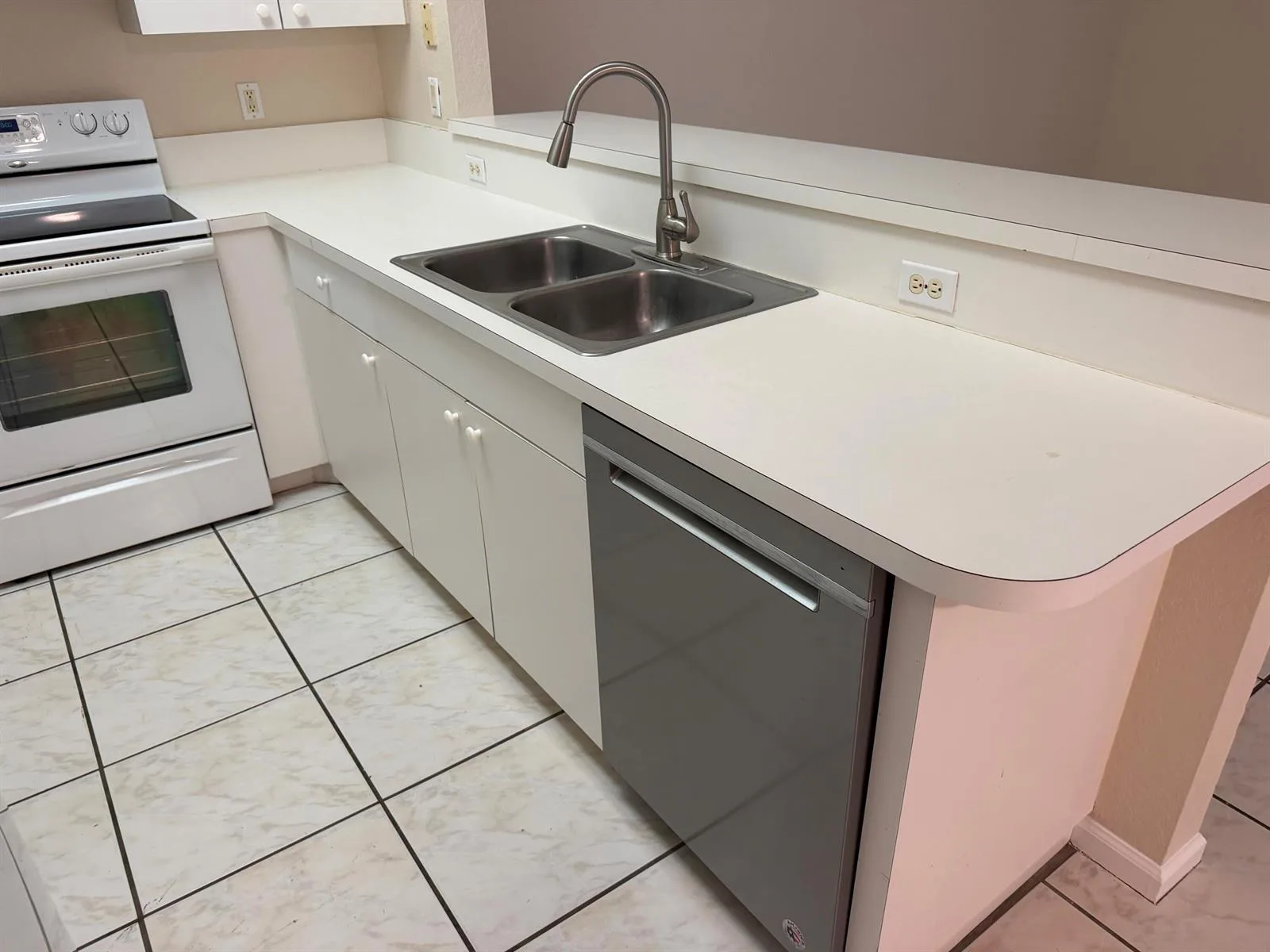 14011 Veronica Court, Wellington, FL 33414 photo 6