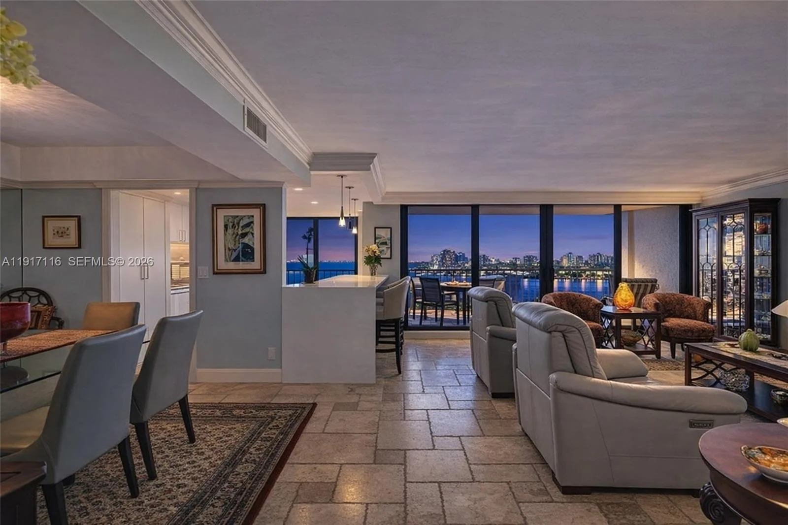 Shore Club Towers – photo 23