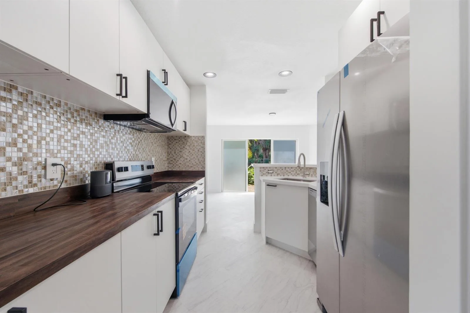 2824 NW 99th Terrace, Sunrise, FL 33322