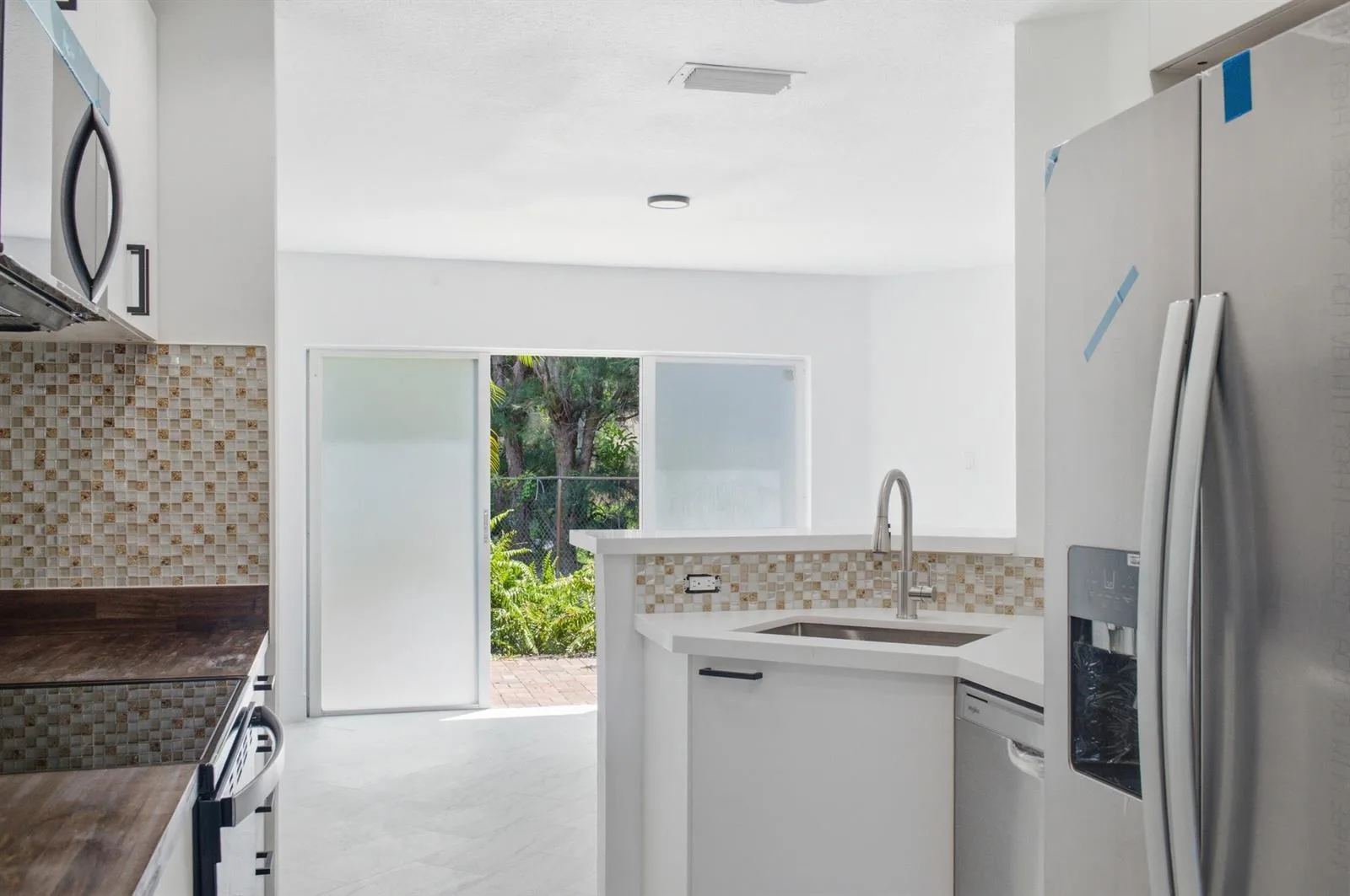 2824 NW 99th Terrace, Sunrise, FL 33322 photo 12