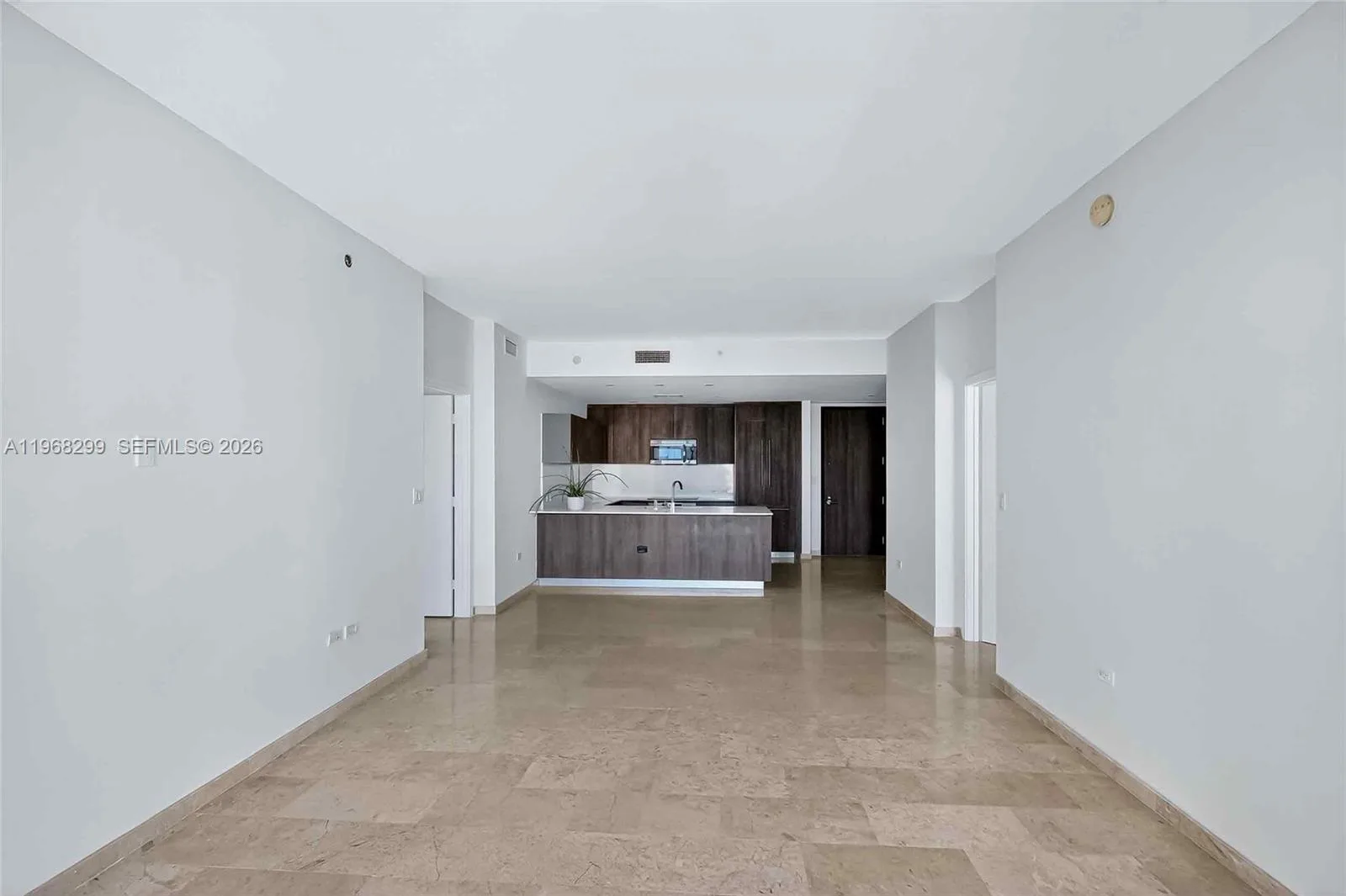 88 SW 7th St # 3003, Miami, FL 33130 photo 3