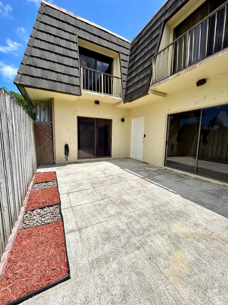 4606 Cherry Road, West Palm Beach, FL 33417