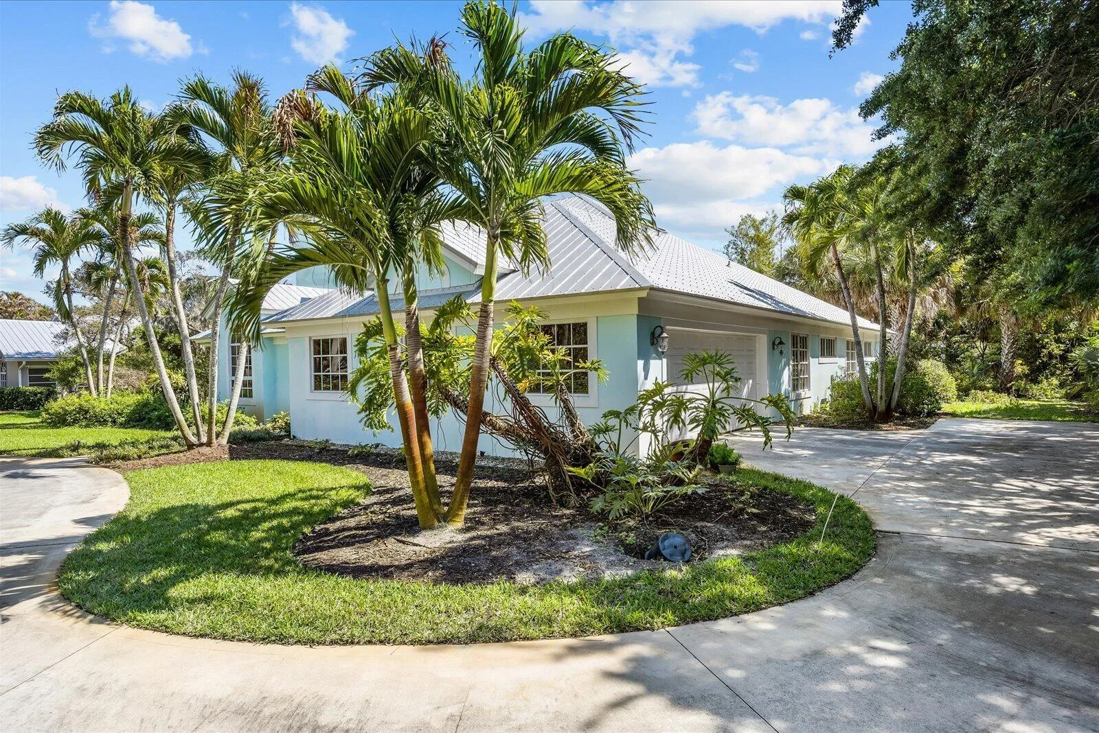 340 SE Saint Lucie Boulevard, Stuart, FL 34996 photo 2