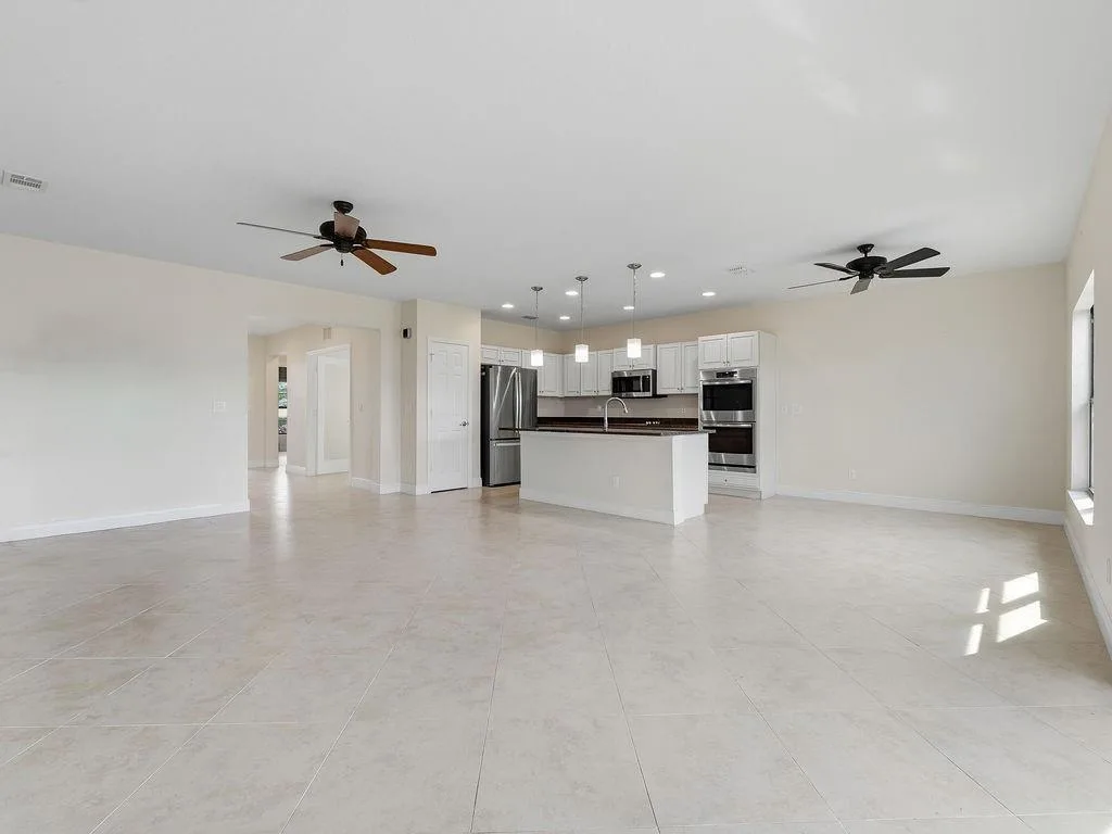 1772 Willows Square, Vero Beach, FL 32966 photo 4