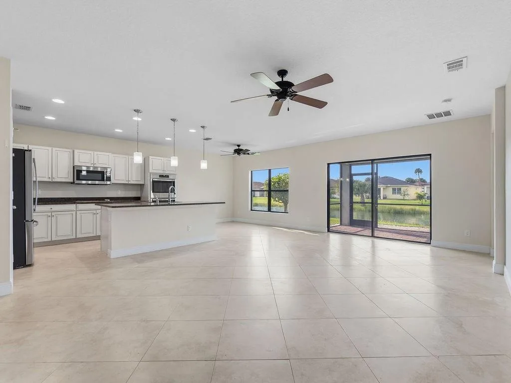 1772 Willows Square, Vero Beach, FL 32966 photo 5