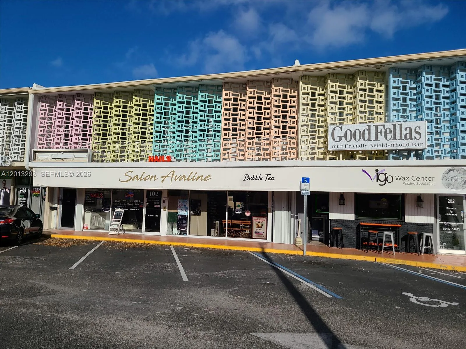 2406 E Oakland Park Blvd, Fort Lauderdale, FL 33306