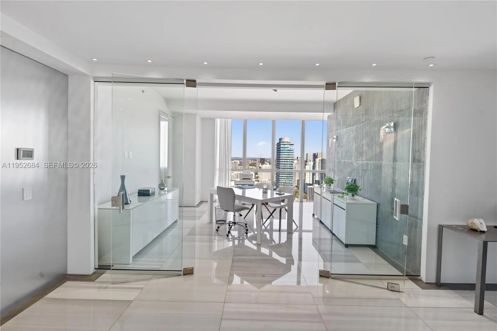 1100 Biscayne Blvd # 5306, Miami, FL 33132 photo 10