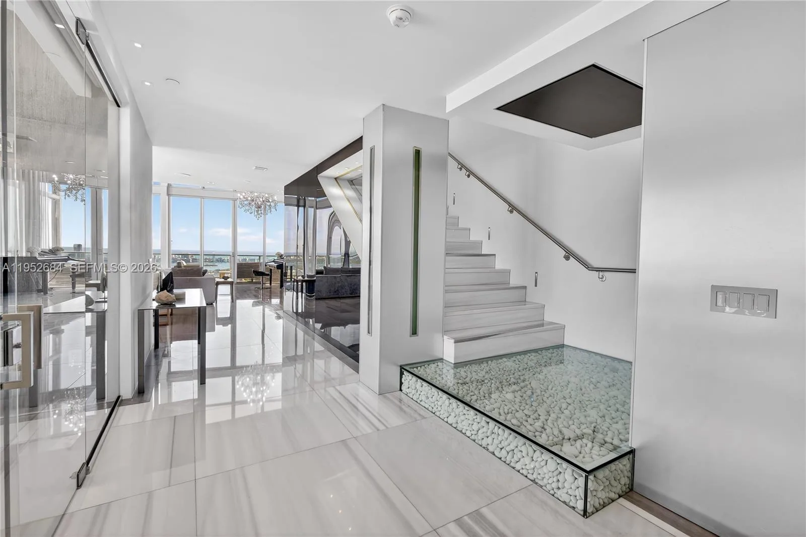1100 Biscayne Blvd # 5306, Miami, FL 33132 photo 11