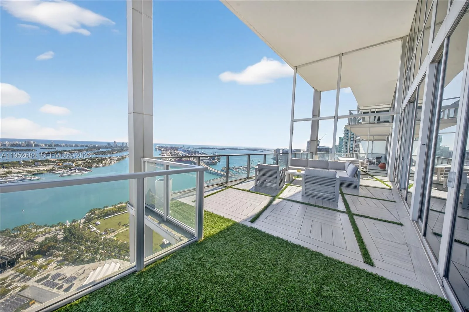 1100 Biscayne Blvd # 5306, Miami, FL 33132 photo 2