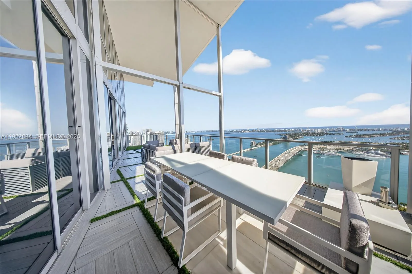 1100 Biscayne Blvd # 5306, Miami, FL 33132 photo 3