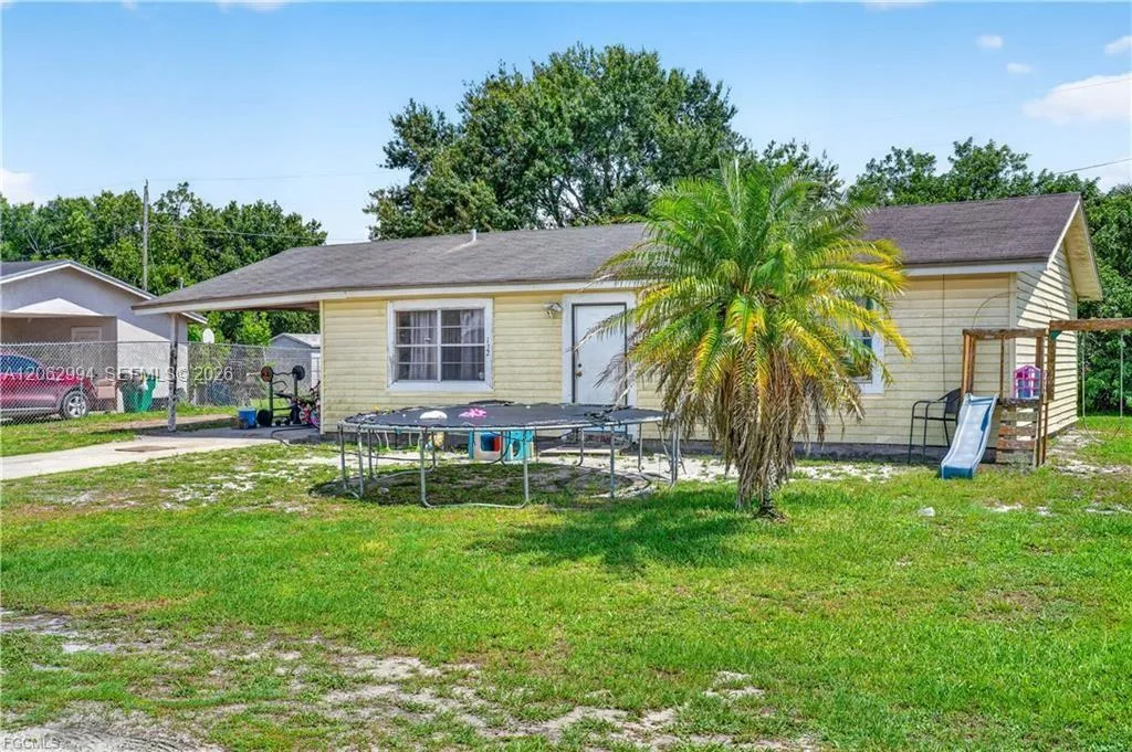 1132 Kentucky Ave, Clewiston, FL 33440 photo 2