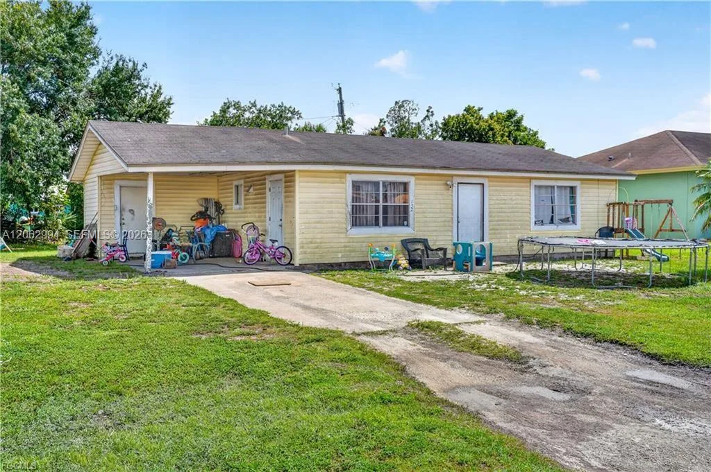 1132 Kentucky Ave, Clewiston, FL 33440 photo 3