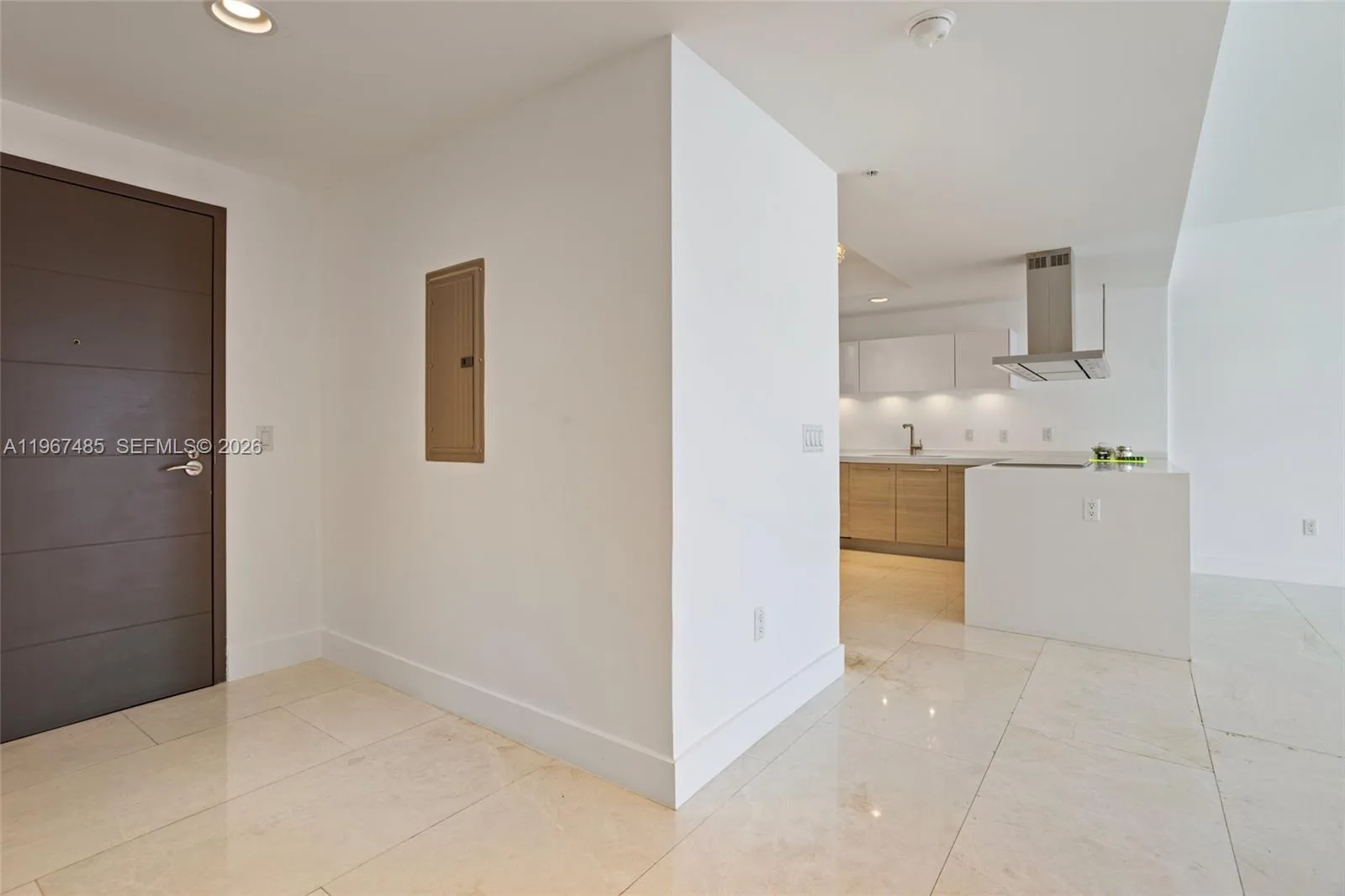 17301 Biscayne Blvd # 305, North Miami Beach, FL 33160 photo 7