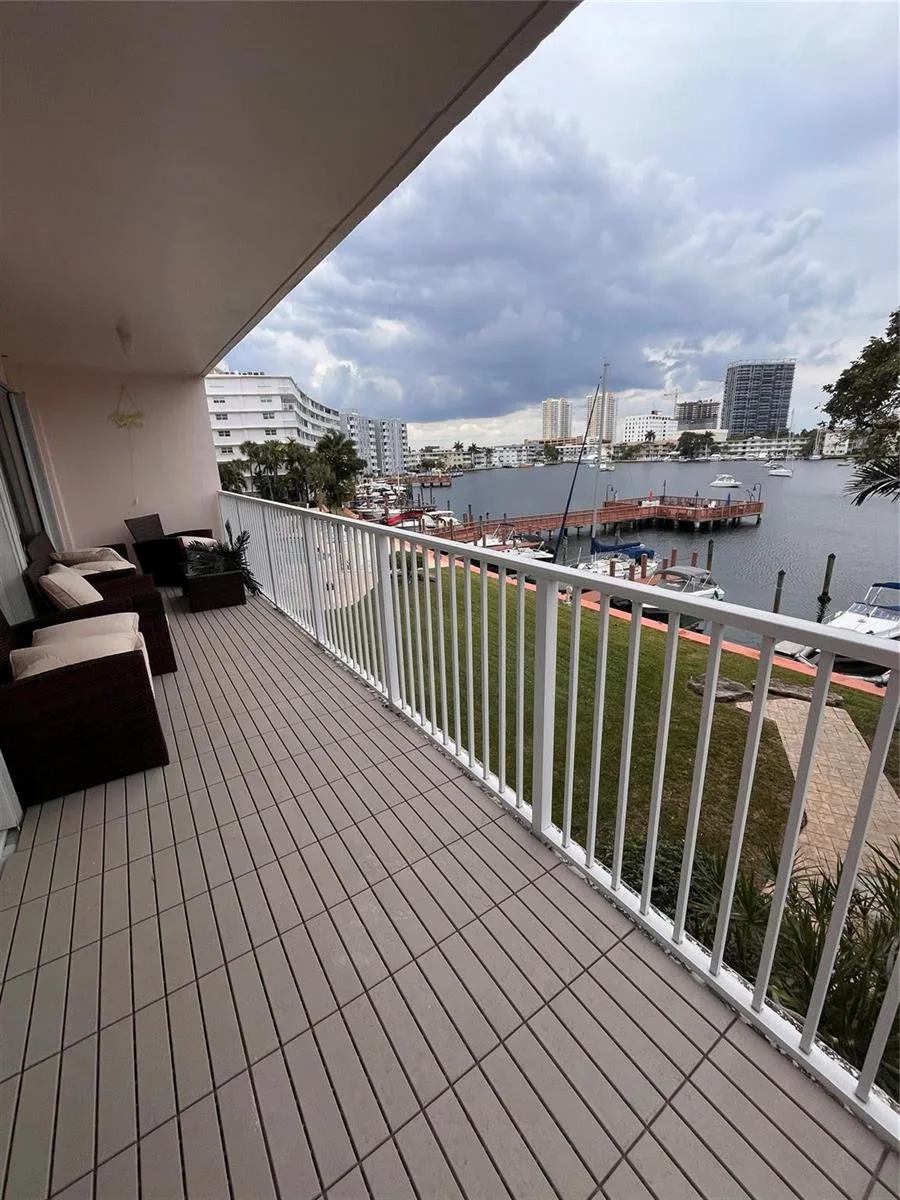 400 Golden Isles Drive # 20, Hallandale Beach, FL 33009 photo 12