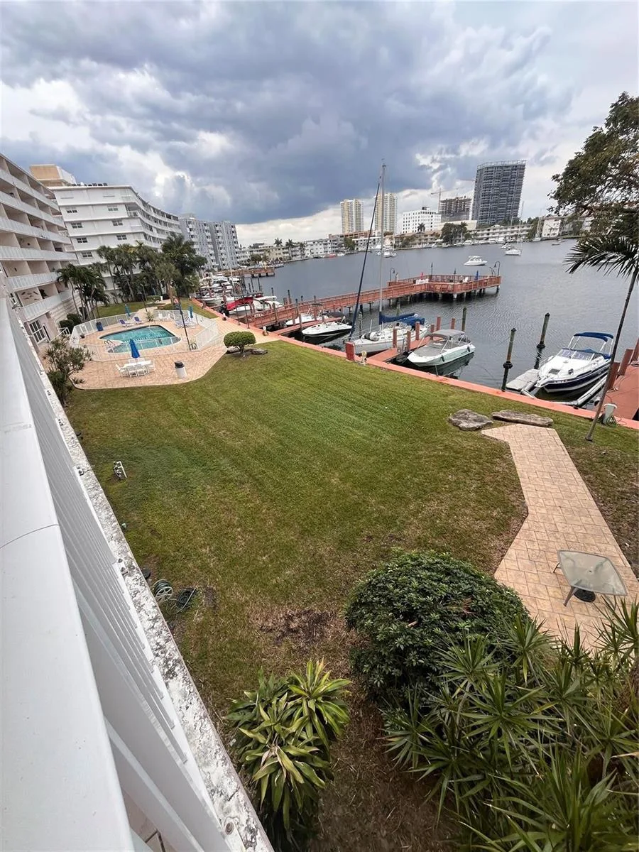 400 Golden Isles Drive # 20, Hallandale Beach, FL 33009 photo 13