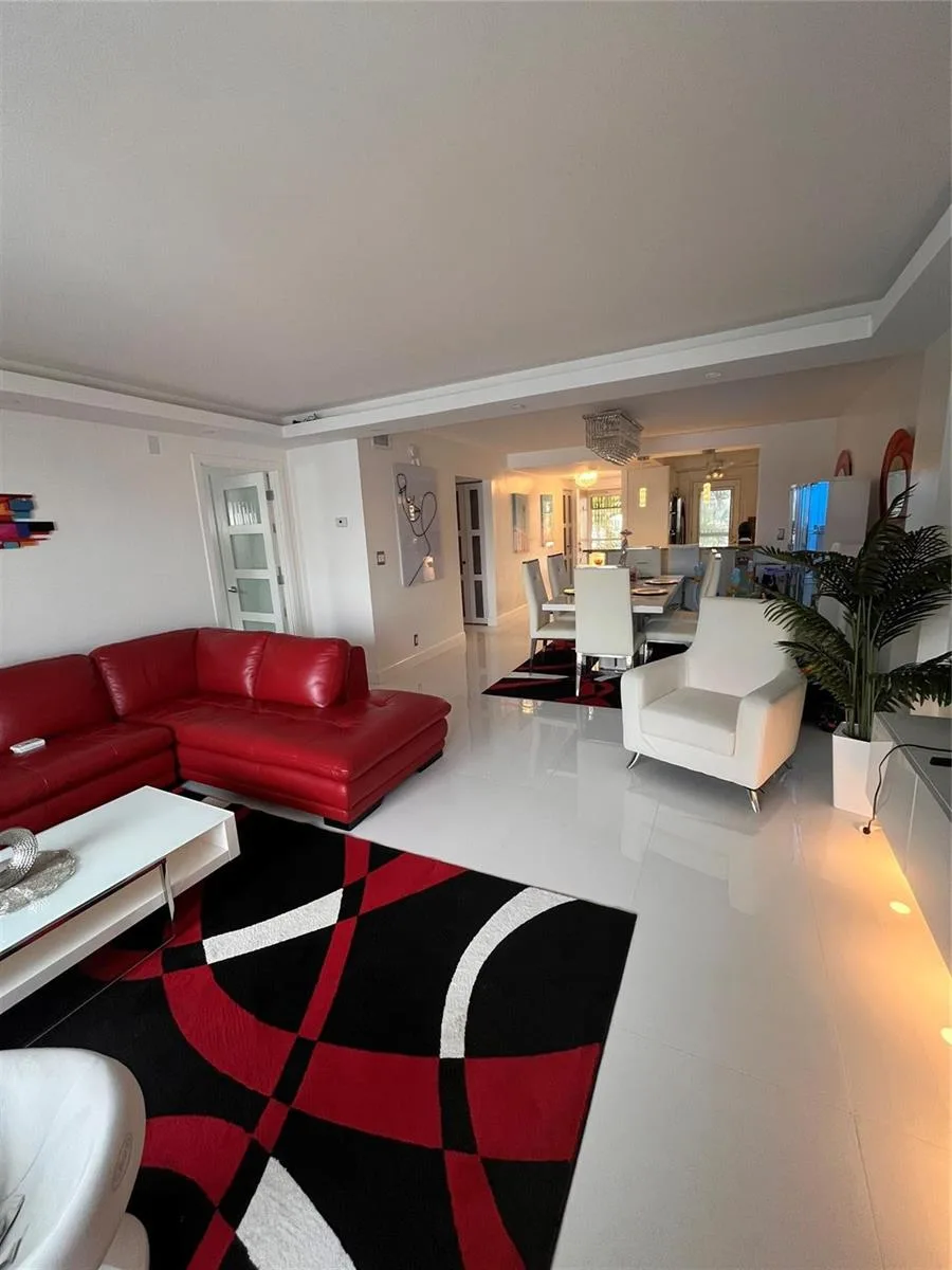 400 Golden Isles Drive # 20, Hallandale Beach, FL 33009 photo 7