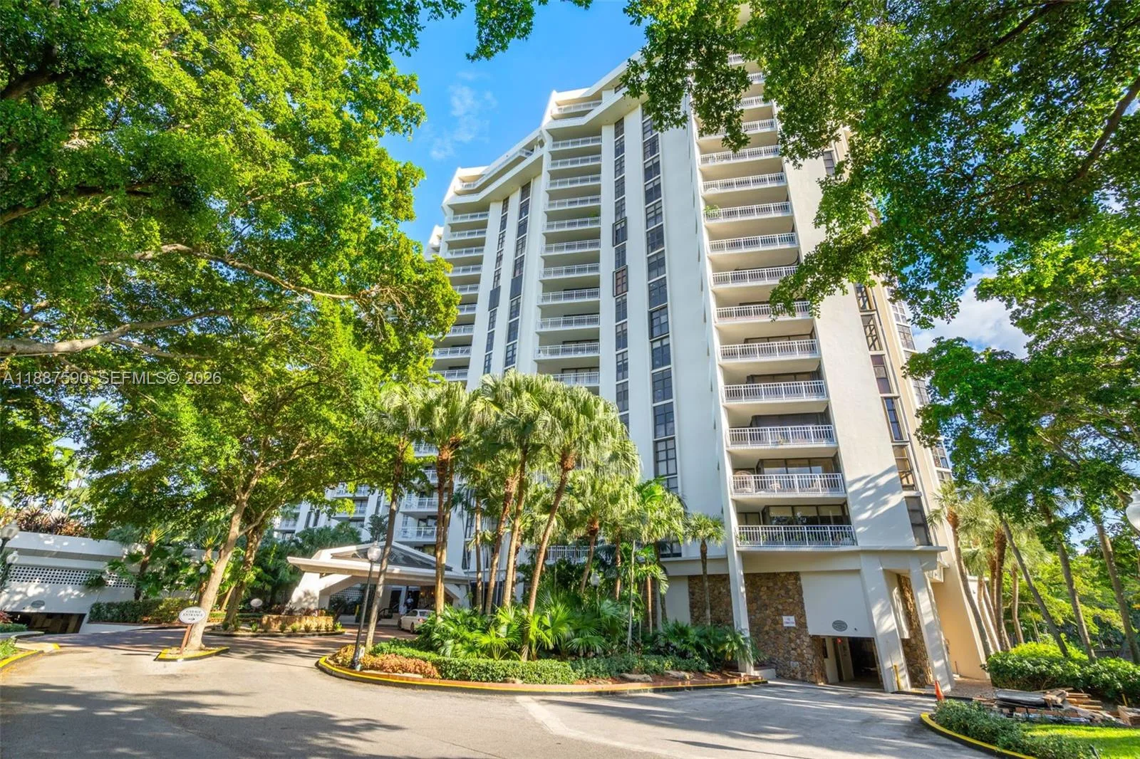 1000 Quayside Ter # 505, Miami, FL 33138