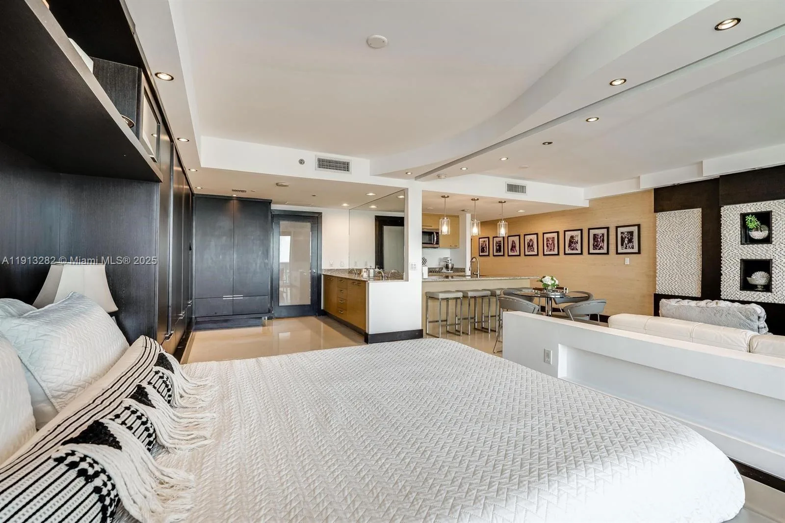 1800 S Ocean Dr # 3109, Hallandale Beach, FL 33009 photo 4