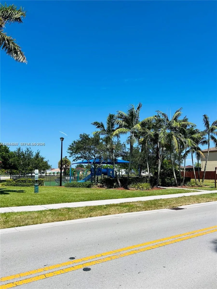 22913 SW 99th Ave, Cutler Bay, FL 33190 photo 10