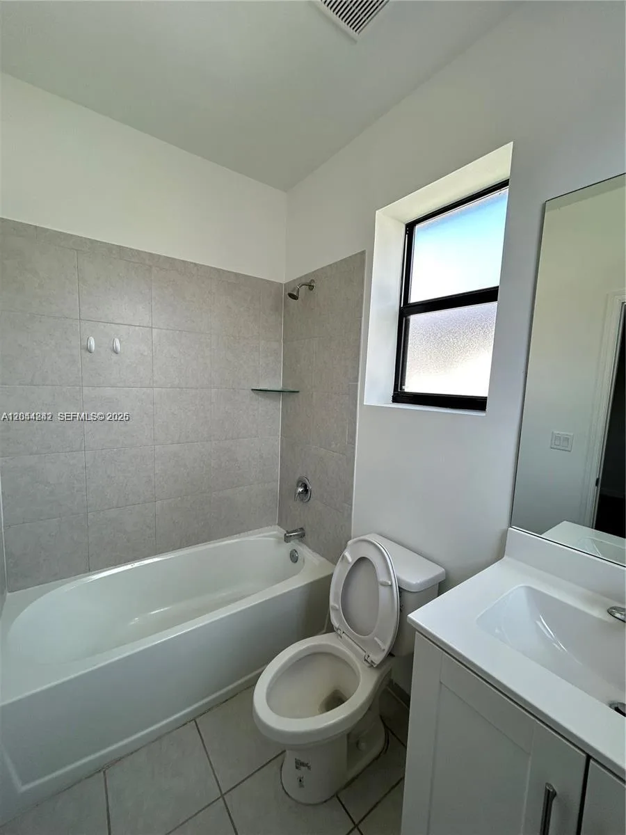22913 SW 99th Ave, Cutler Bay, FL 33190 photo 4