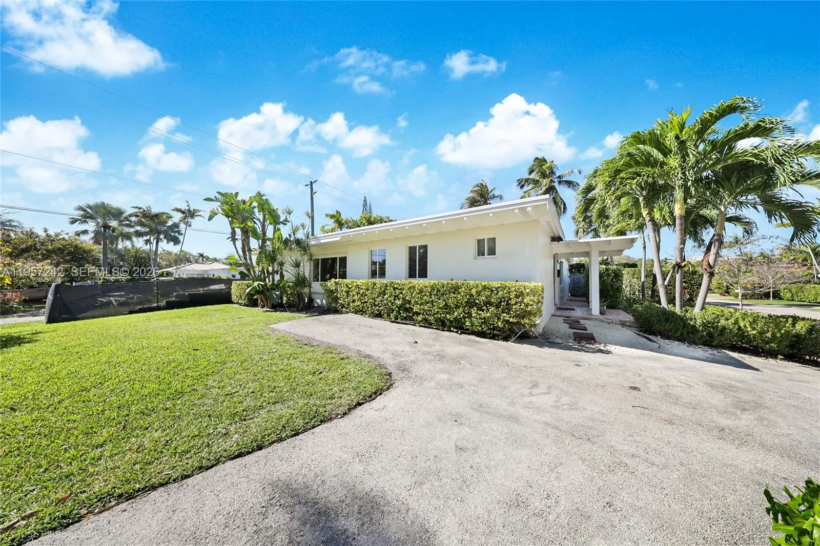 526 Satinwood Dr, Key Biscayne, FL 33149