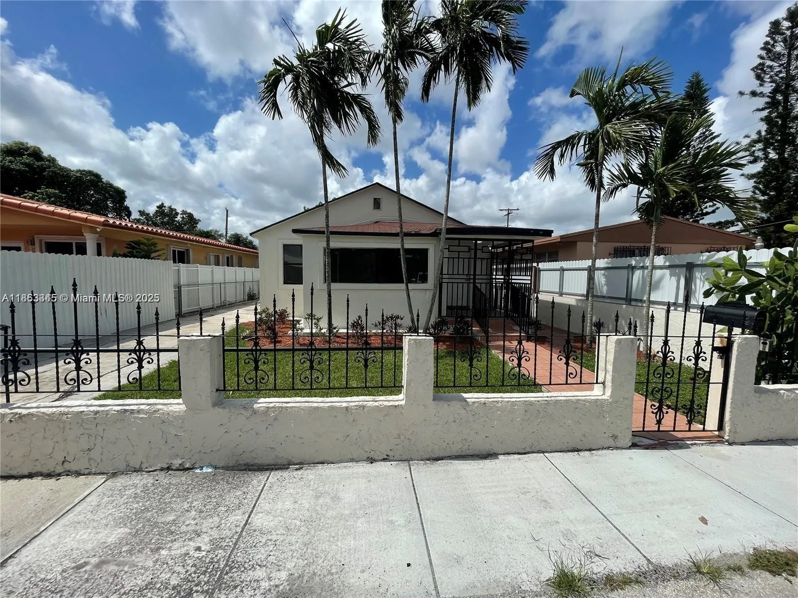 508 E 40th St, Hialeah, FL 33013 photo 3