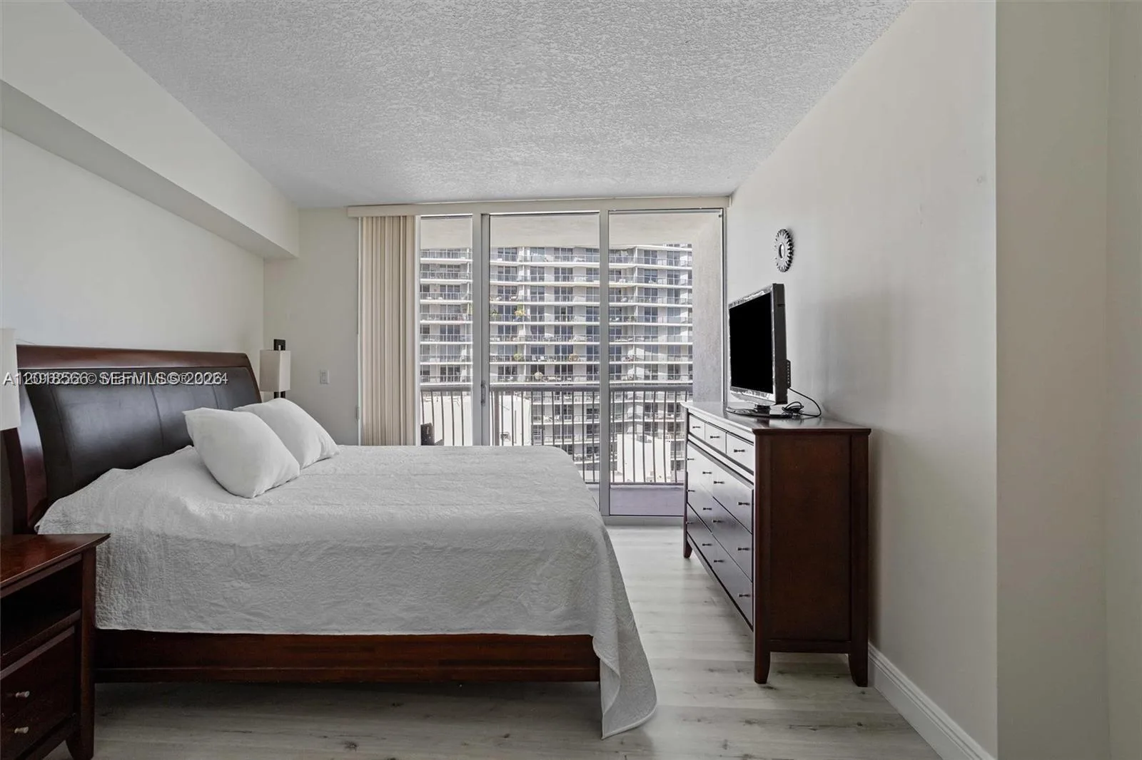 1750 N Bayshore Dr # 3605, Miami, FL 33132 photo 5